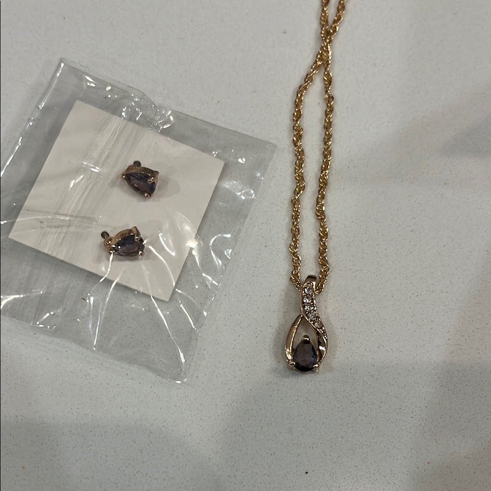 Necklace and earring pair